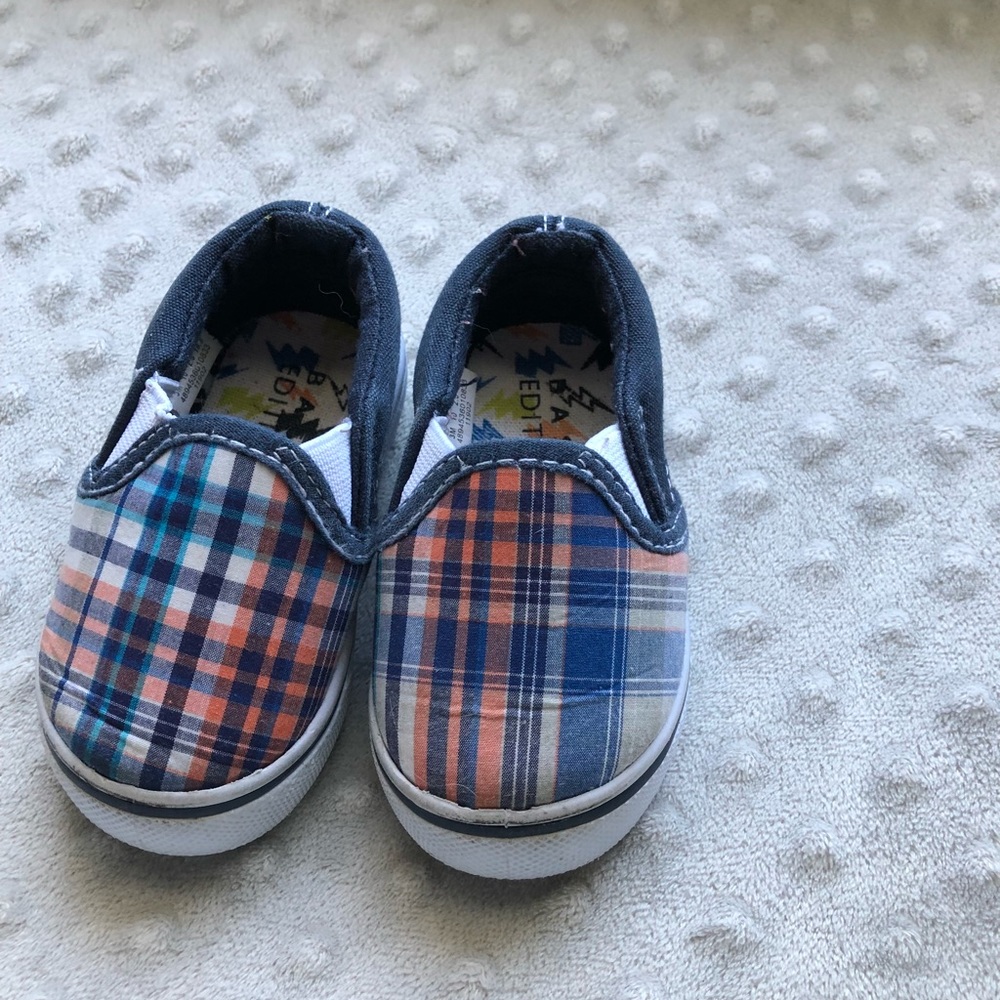 Toddler slip ons